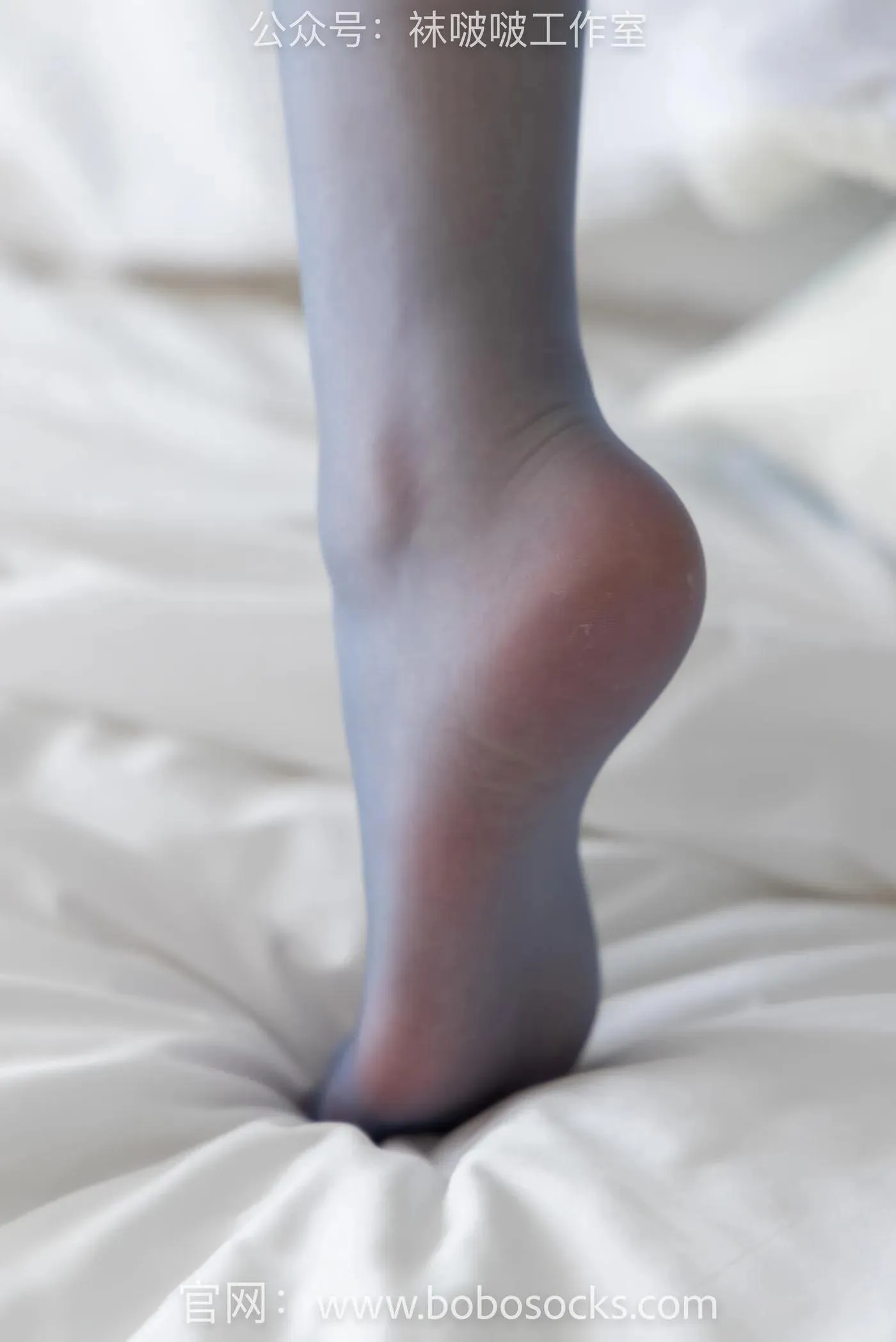 [BoBoSocks袜啵啵]NO.105 小甜豆-空姐制服、高跟鞋、蓝色丝袜 [140P]插图